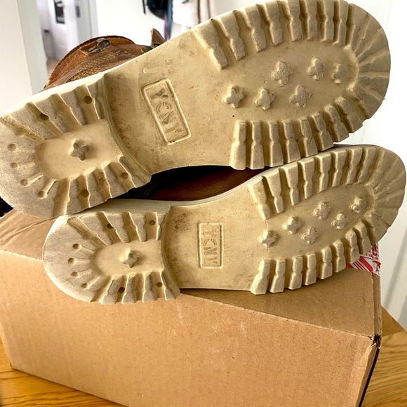 Leather boots - Picture 6 of 6